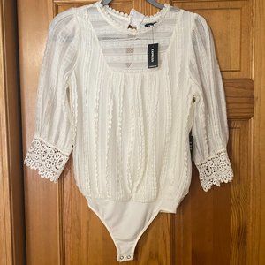 Express Ivory Bodysuit with Lace Sleeves